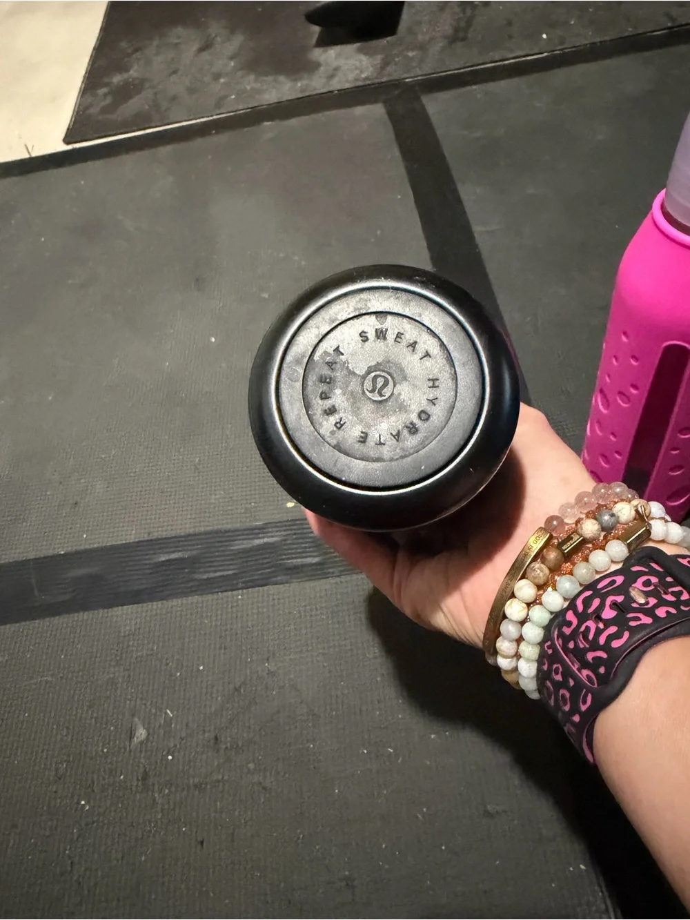 Bundle Lululemon water bottles